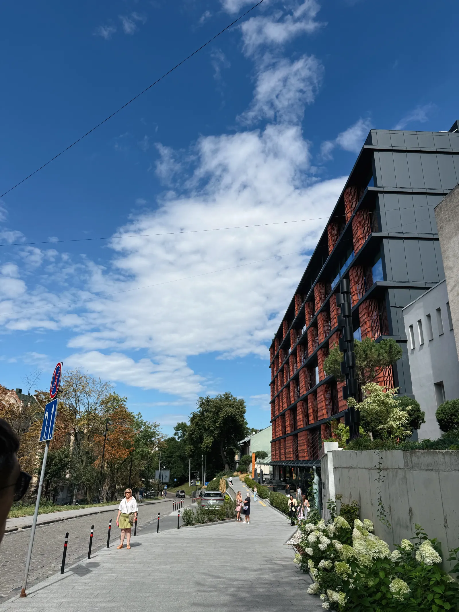 Source photograph for No.13 City Pulse